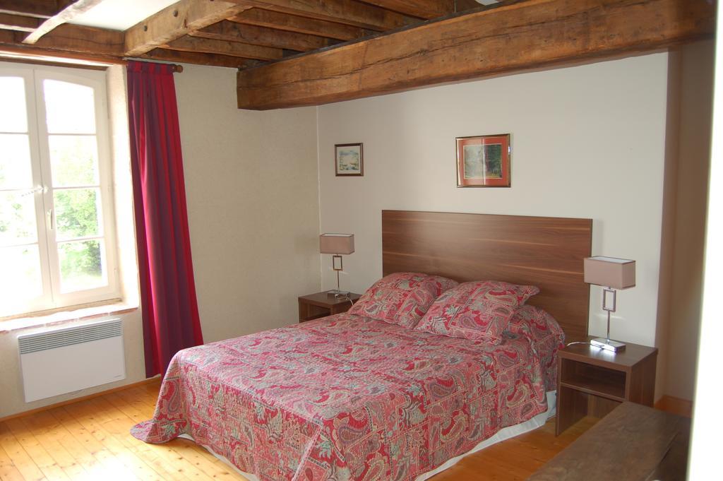 Bed and Breakfast Le Moulin Neuf Vignoux-sur-Barangeon Pokoj fotografie