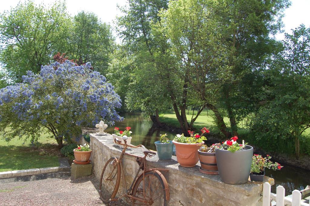 Bed and Breakfast Le Moulin Neuf Vignoux-sur-Barangeon Exteriér fotografie